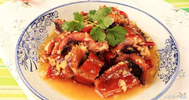 酒糟鱼的家常做法小视频,江西省丰城市白土镇香辣酒糟鱼