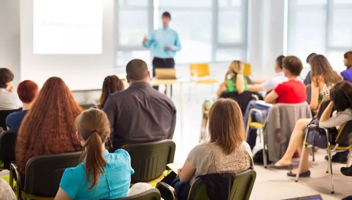 ucsd鏈杞鏀跨瓥瑙ｈ,uc杞涓嶅60瀛﹀垎