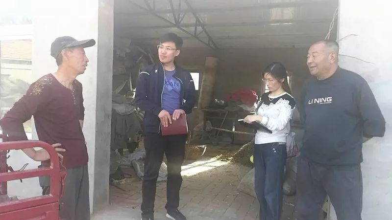 通辽市妇联男干部张贺英的驻村帮扶工作被评优啦！