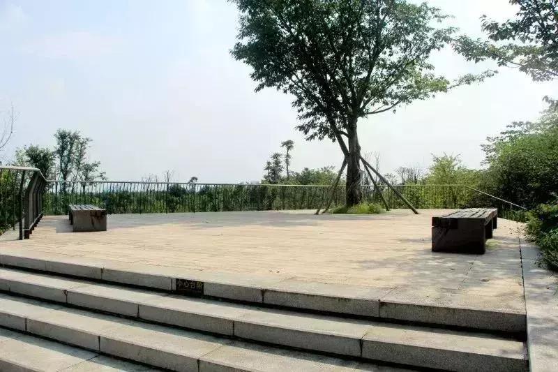 青龙湖好玩不,青龙湖值得去吗