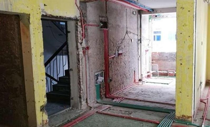 考虑到光线问题，这样来处理洗菜盆，朋友却说：麻烦大了