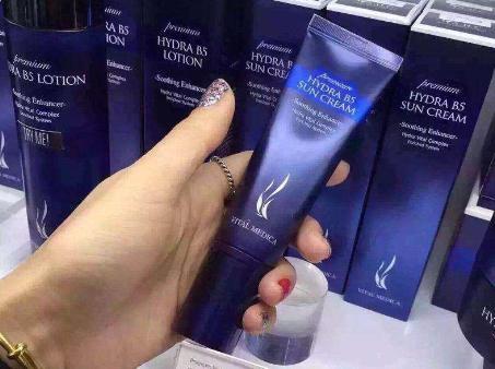 ahc玻尿酸防晒,夏天来了防晒霜视频