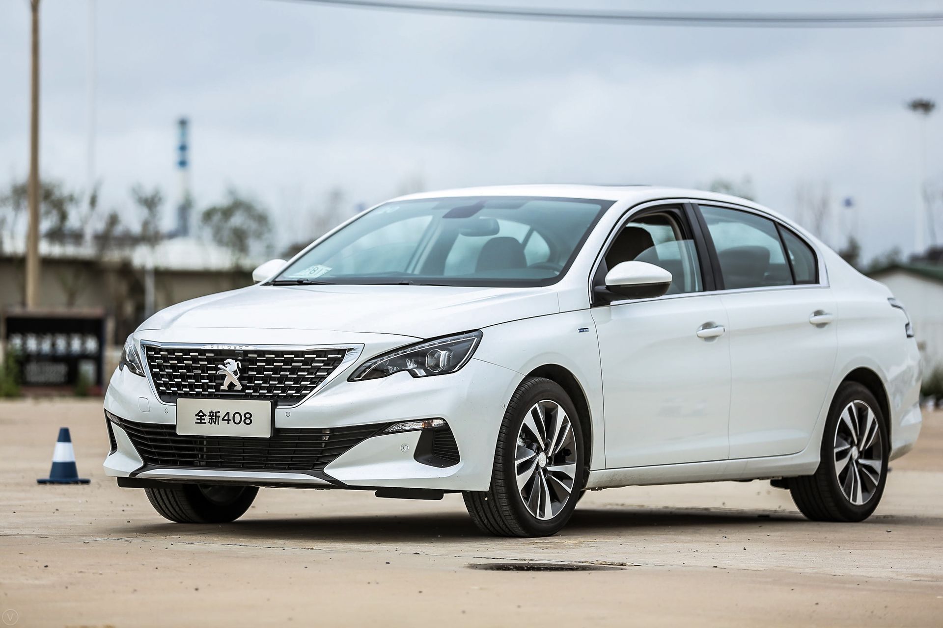 的士速递4开场,的士速递标致308