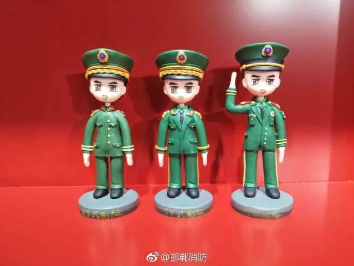 我国以前的防火服是什么样的,各时代的防火服
