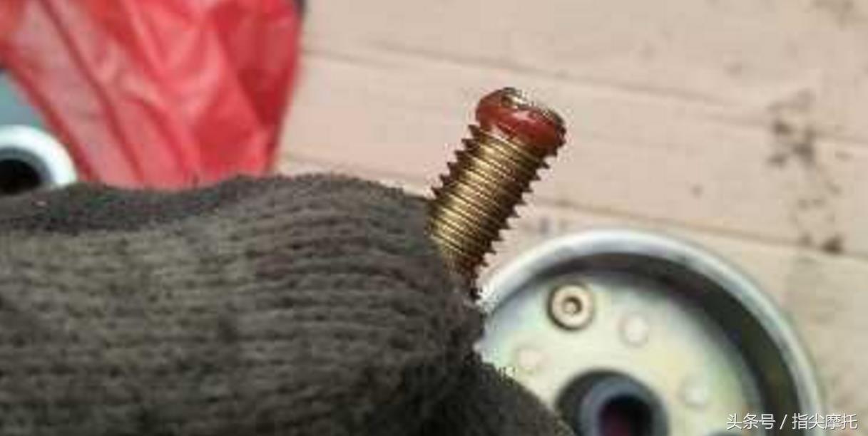 三轮摩托车启动机空转，检查发现马达扫齿，完整检修排除过程奉上