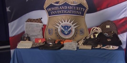 lv包包真品跟假品的区别,lv包包美国售价便宜吗