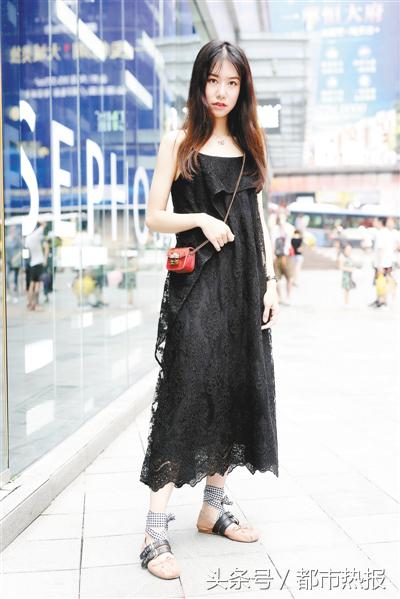 怎么穿蕾丝不土气好看,蕾丝怎么穿好看图片
