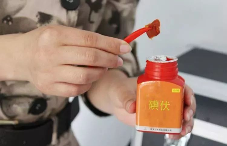 碘伏与酒精用法顺序,碘伏和酒精怎么选择使用