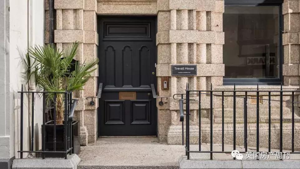 英国房产｜医院教堂厕所都不放过，看英国开发商如何“地尽其用”
