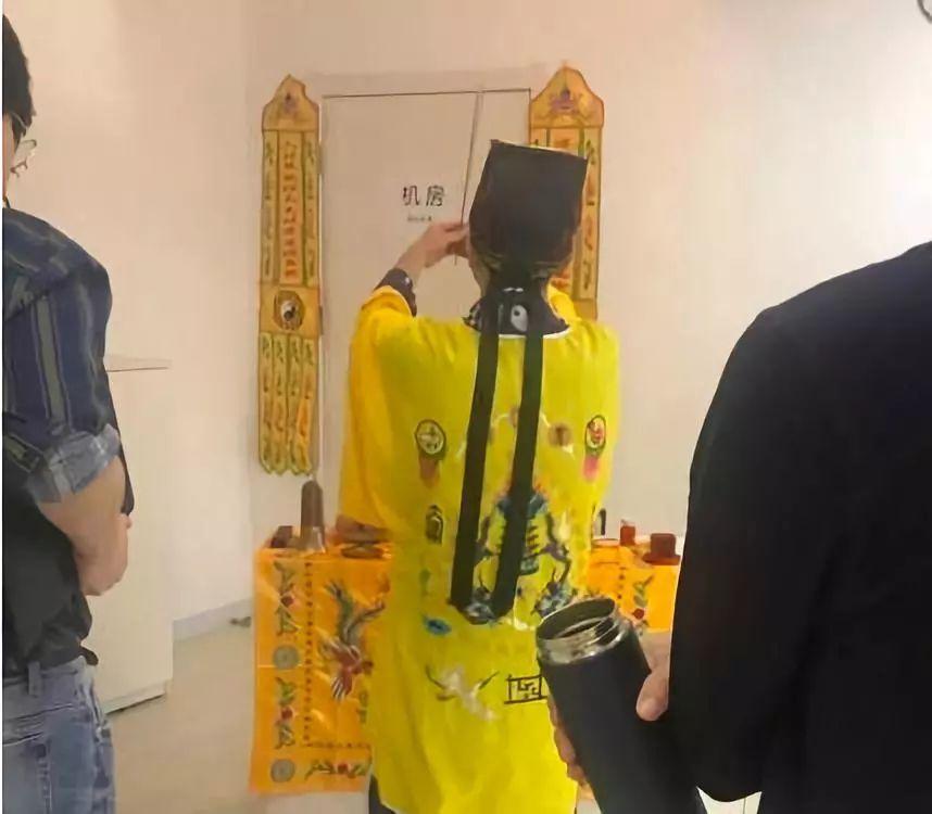 互联网公司的迷信日常,互联网大厂迷信