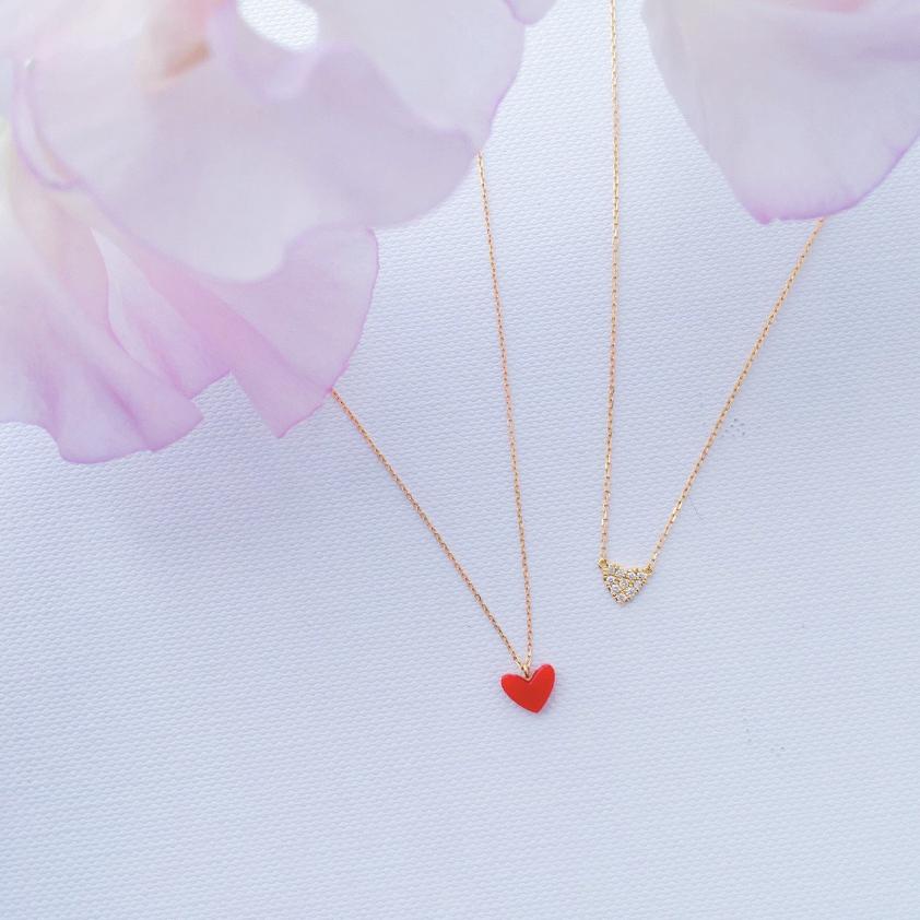 ahkah小红心为什么那么贵,ahkah小红心值得买吗