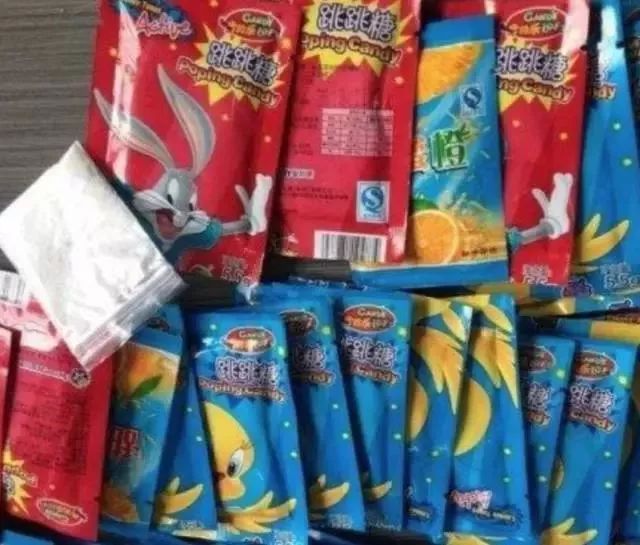 太可怕！做微商竟成毒贩！新型*品毒**“蓝精灵”出现，女孩小心了！