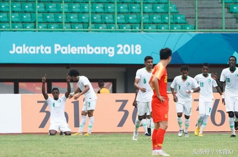 u23国足2-1马来西亚张玉宁点射,亚洲杯中国男足名单张玉宁