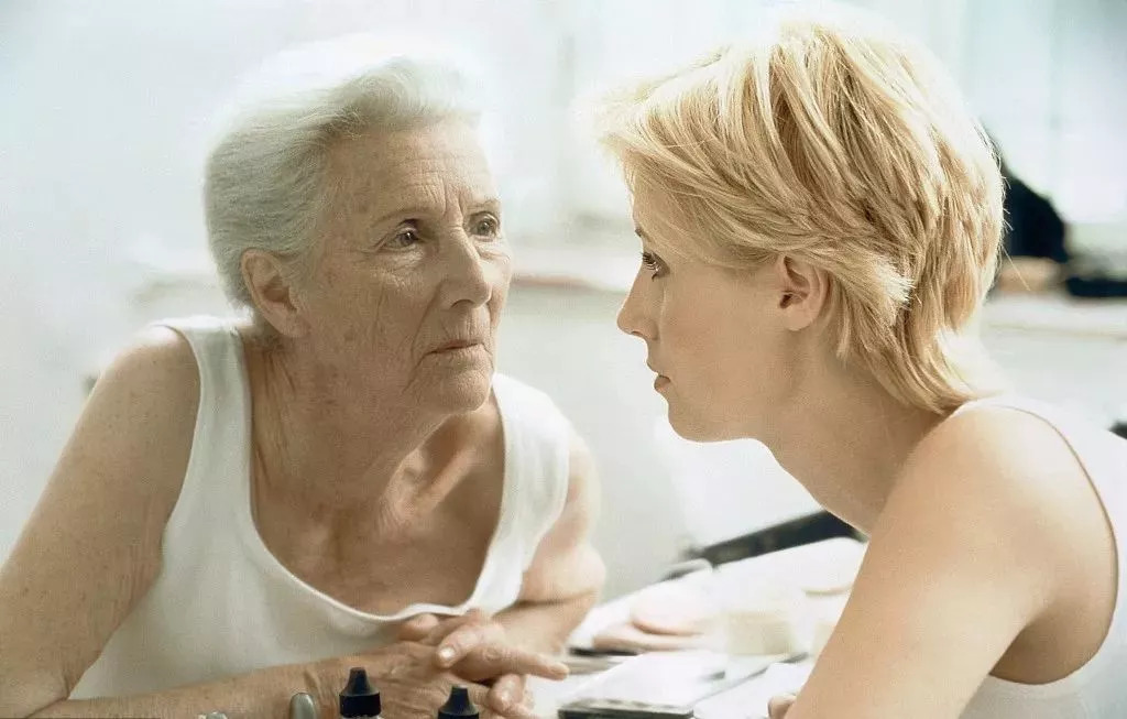 66岁妈妈“白菜价”买回卖五六千一斤的海参，儿子起疑偷偷拿去鉴定……真相震惊