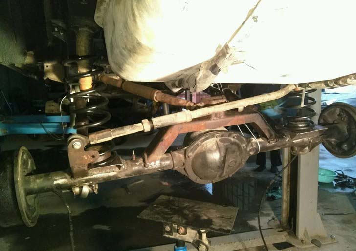 93年切诺基213小切越野大变身，重度爆改8寸升高石头派攀岩大脚怪