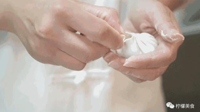 包子捏18个褶慢动作,捏包子的10种方法