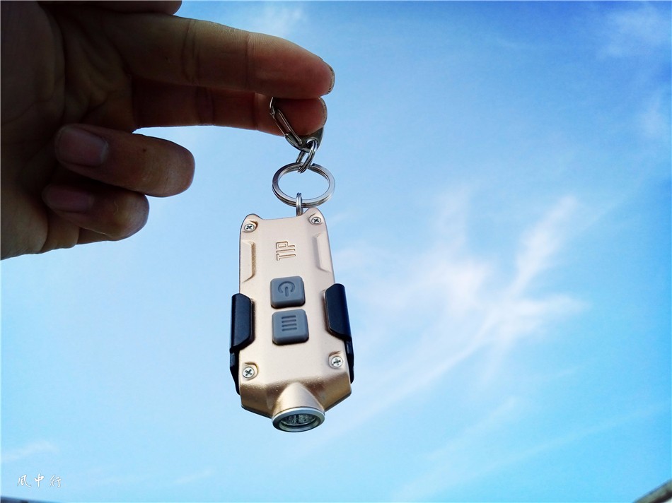 nitecore奈特科尔10000流明手电筒,nitecore手电筒老款