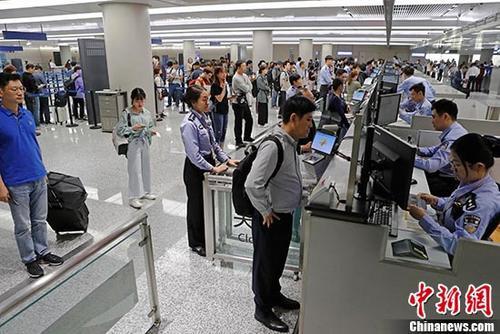 全国异地换补出入境证件,外地人如何办理出入境证件手续