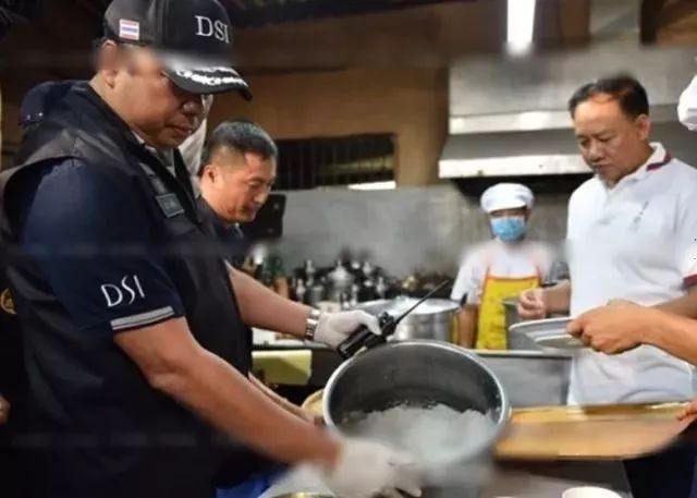 国外坑老外系列视频,坑人外国游戏