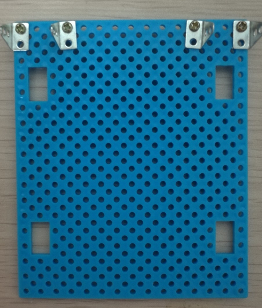 小型足球机器人设计,足球小科技制作