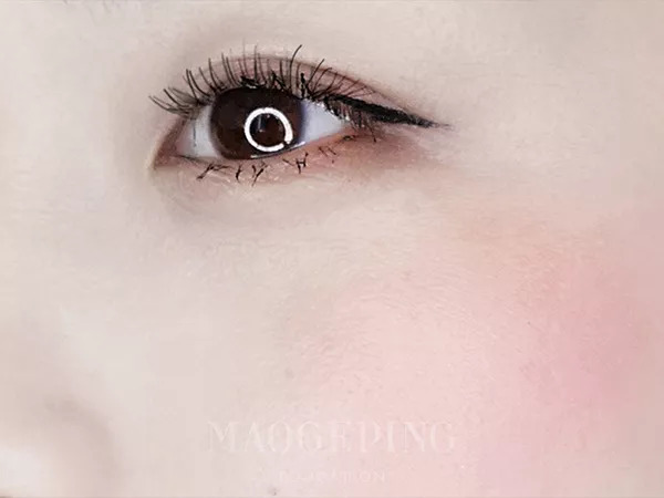 日常简单又好看的妆容应该怎么画,超简单的妆步骤