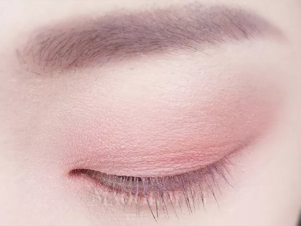 日常简单又好看的妆容应该怎么画,超简单的妆步骤