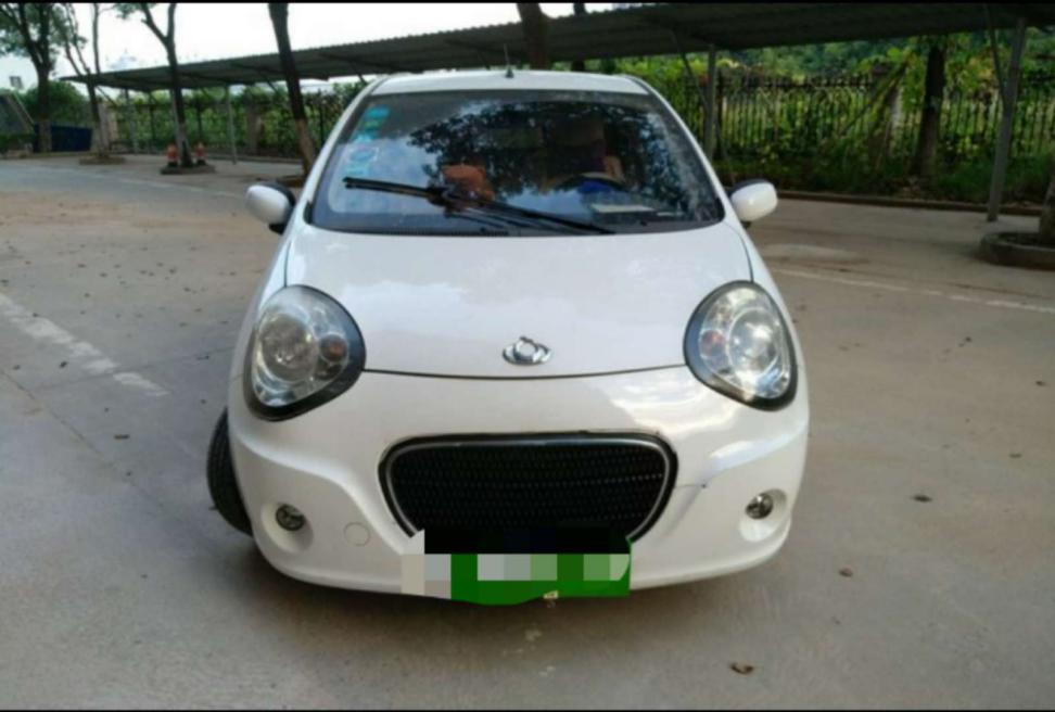 吉利熊猫09款自动二手车多少钱,奥拓和吉利熊猫哪个二手车好点