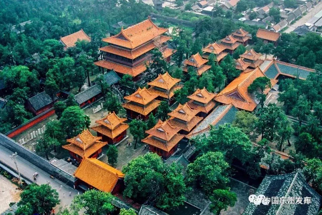 黄山迪士尼门票多少钱,上海迪士尼和黄山哪个好玩