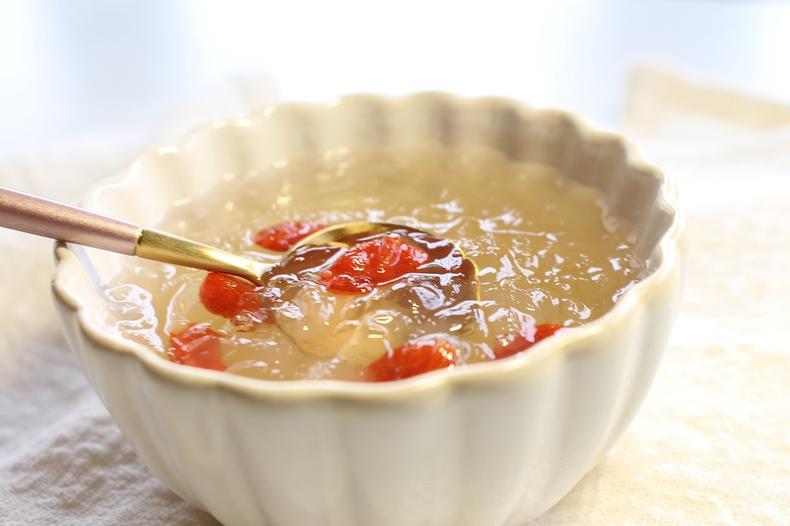 燕窝吃的好，妈好宝也好！