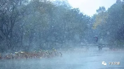 余秋雨散文雪原文,余秋雨冬月散文