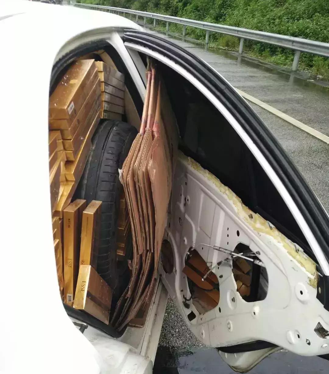 吉利撞大货车事件始末,高速逆行吉利被撞翻后续
