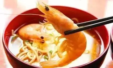 开海了！抖音上的小姐姐，来烟台吧！海鲜管够……