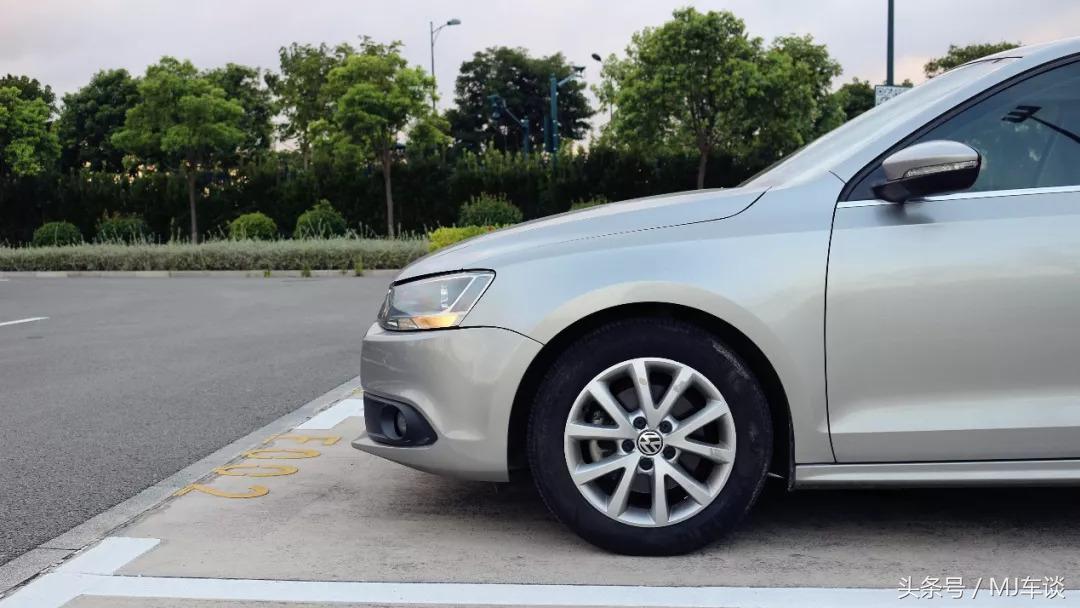 大众速腾pq35平台和mqb平台哪个好,18款速腾是pq35平台打造的