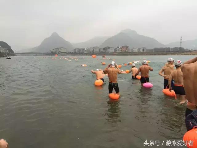 公开水域游泳技巧视频,公开水域自由泳游泳技巧