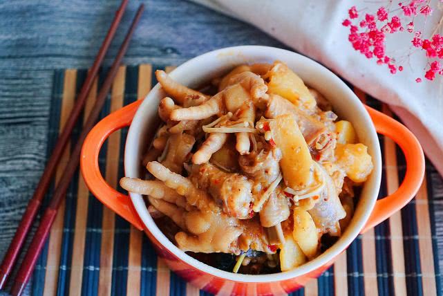 鸡爪不脱骨的凉拌做法,鸡爪脱骨了怎么做好吃