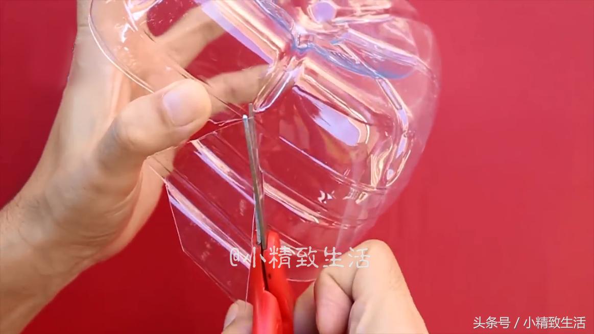 油桶自制沥水架,收纳小妙招自制油桶