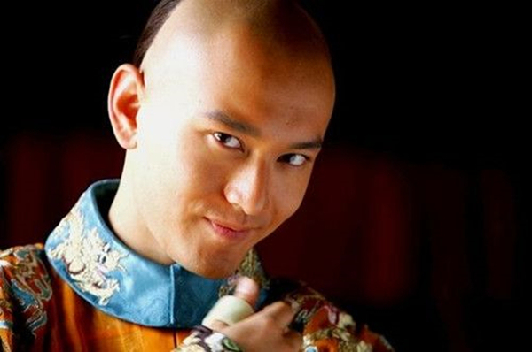 金庸看韦小宝陈小春,韦小宝对比