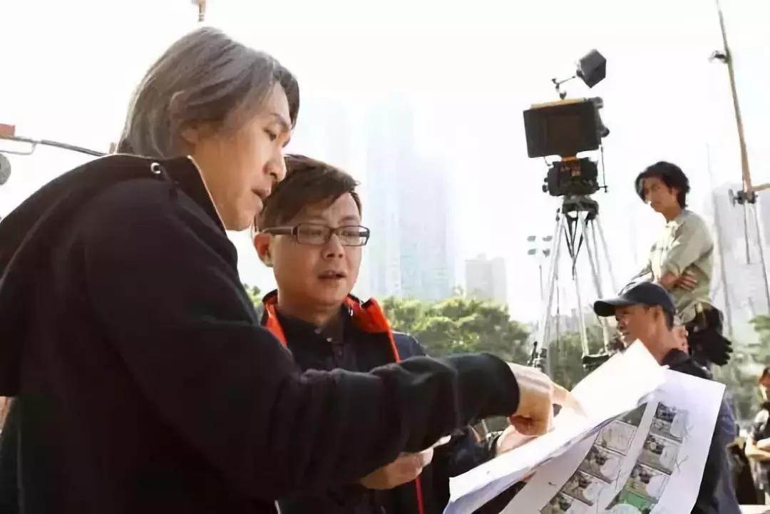 周星驰为了一个机会苦苦等十年,周星驰老了满头白发