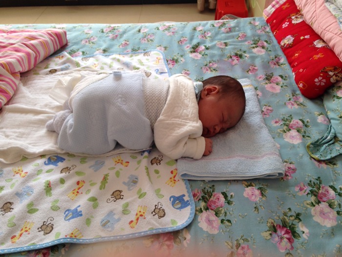 儿童睡姿会影响脊柱吗,小孩睡姿对身体有影响