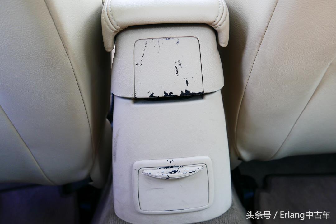 声调与情怀彰显品位的奢华JAGUARX-TYPE