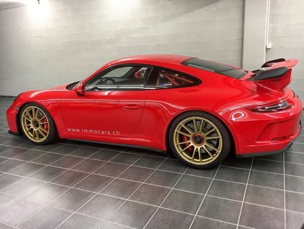 保时捷911gt3改装碳纤维,保时捷911gt3全新改装霸气的宽体