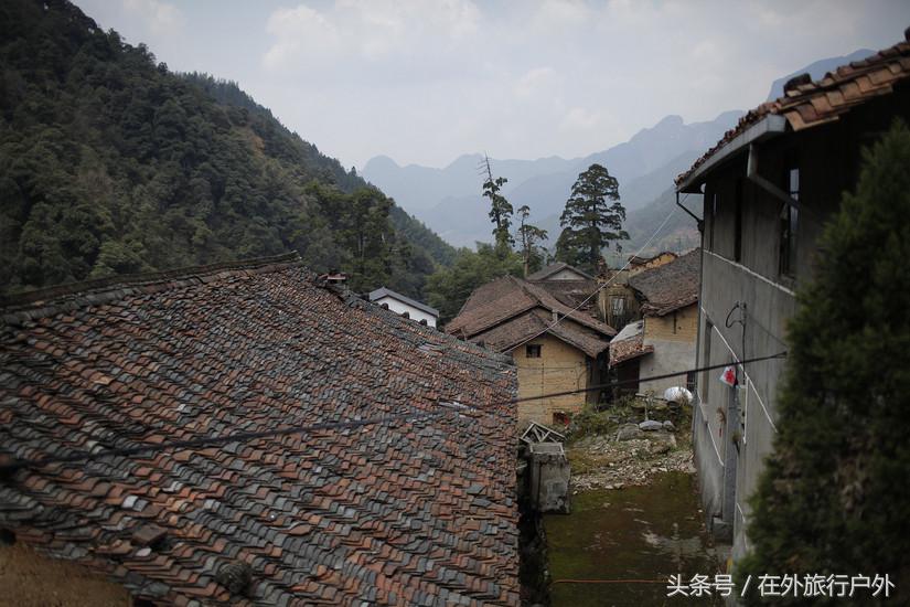 将轻量化进行到底——20L背包的千八雪地露营