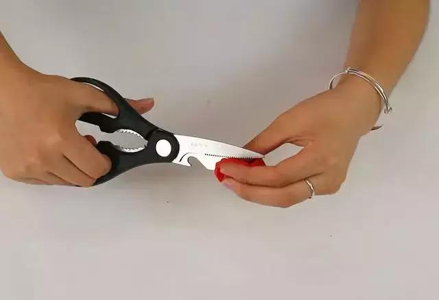 打气筒不用气球怎么做,如何制作小型打气筒