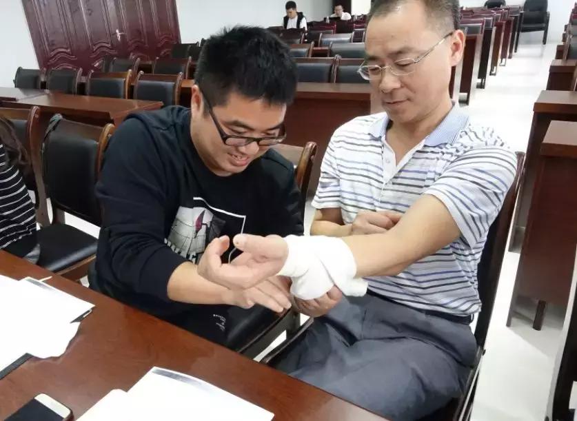 aha急救培训书籍,aha急救培训