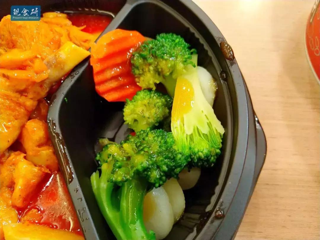 肯德基香辣鸡柳饭,肯德基饭桶大鸡腿测评