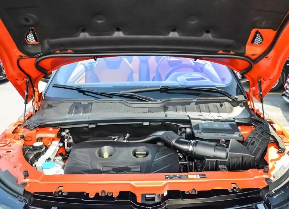 沉浸式体验路虎极光敞篷版,试驾路虎极光敞篷版