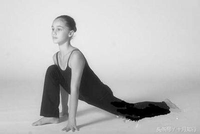 练劈竖叉和横叉的方法,练竖叉横叉的教程