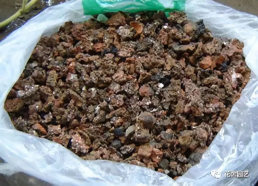 废弃石渣的利用,煤炭炉渣变废为宝