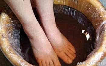 甲沟炎长出来的趾甲很难看,甲沟炎把趾甲剪了还是疼