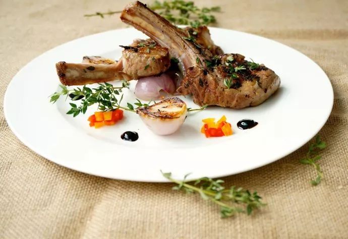 「百草园」第一次世界大战中的功臣消毒剂——百里香（七十五）